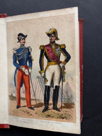 L’Armée, La Garde Impériale, Antique Concertina of 20 Military Plates, 1856, view 4